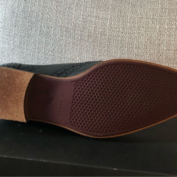 Ted Baker Black Granet Oxfords - Picture 9 of 12